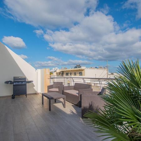 Kernice Penthouse With Sea And Country Views Of Xghajra Екстер'єр фото