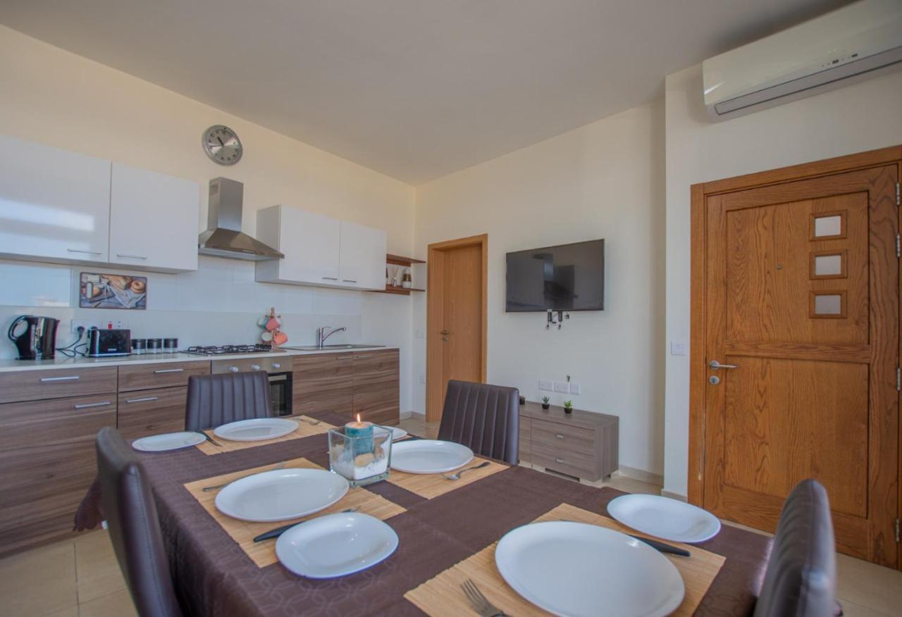 Kernice Penthouse With Sea And Country Views Of Xghajra Екстер'єр фото