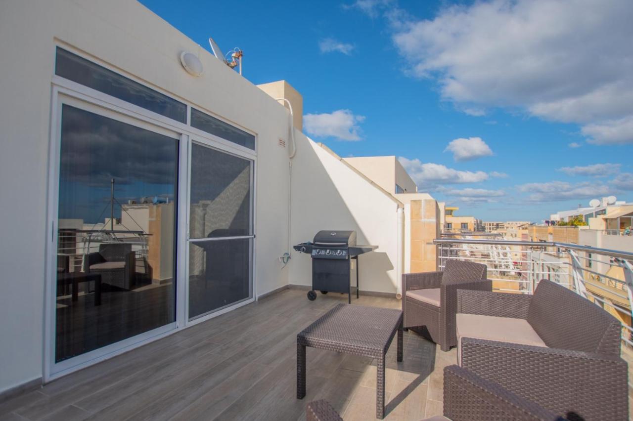 Kernice Penthouse With Sea And Country Views Of Xghajra Екстер'єр фото