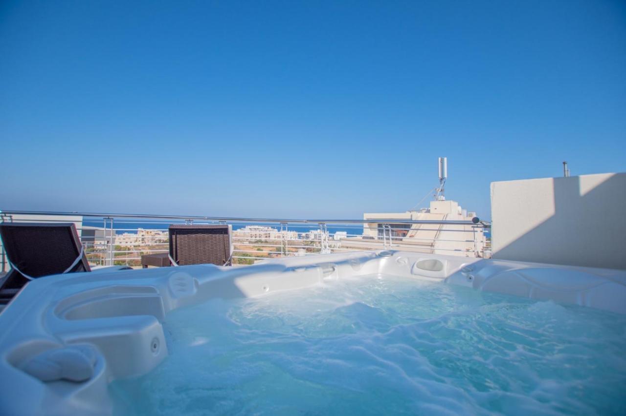 Kernice Penthouse With Sea And Country Views Of Xghajra Екстер'єр фото
