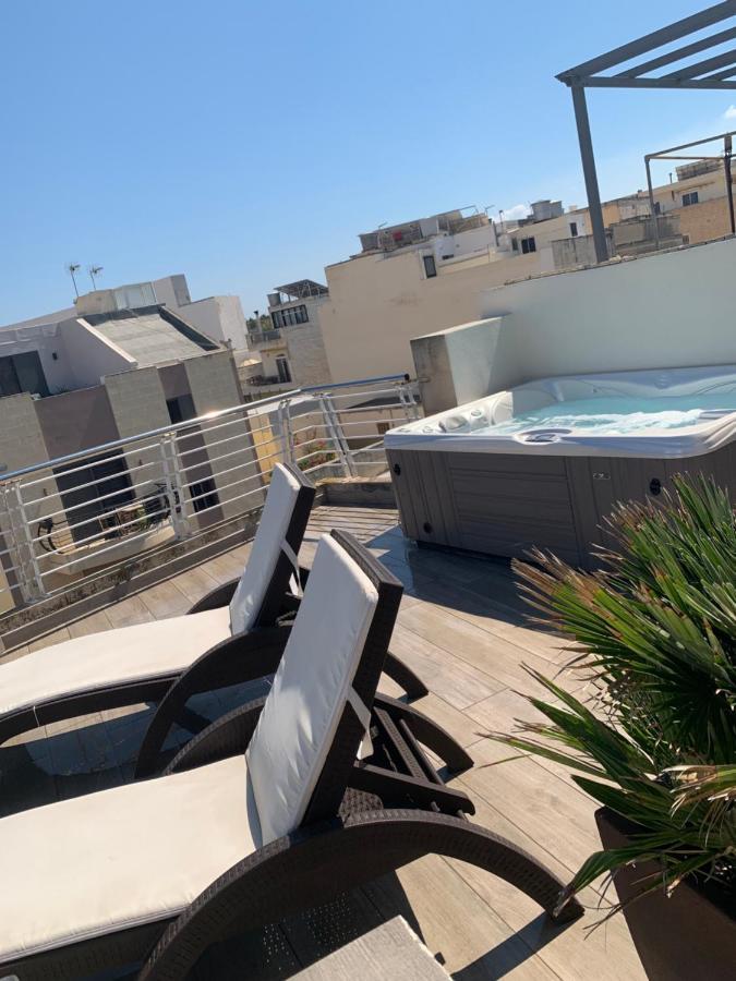 Kernice Penthouse With Sea And Country Views Of Xghajra Екстер'єр фото